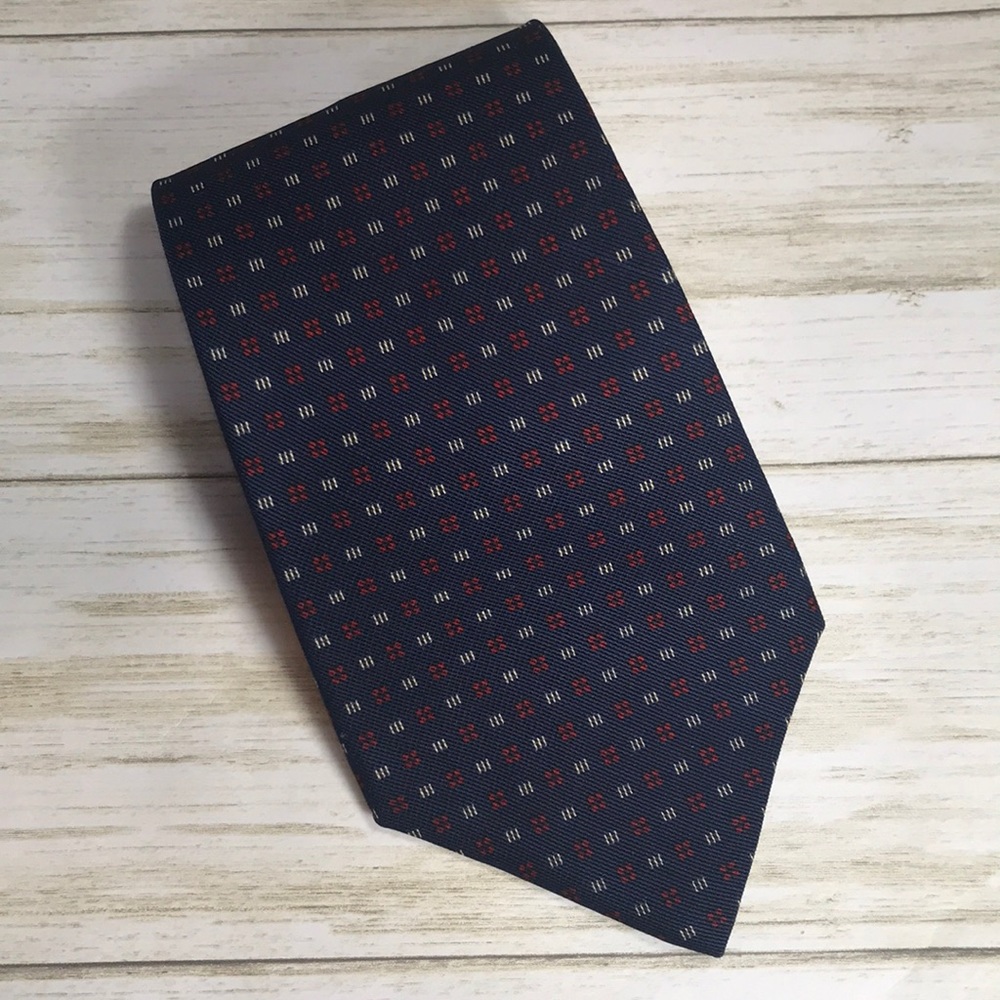 Tommy Hilfiger Classic Necktie Silk Navy and Red